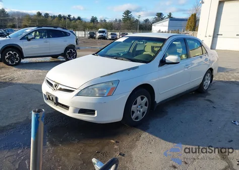 2007 Honda Accord 2.4 Lx z USA, uszkodzony, nr VIN 3HGCM56477G711615